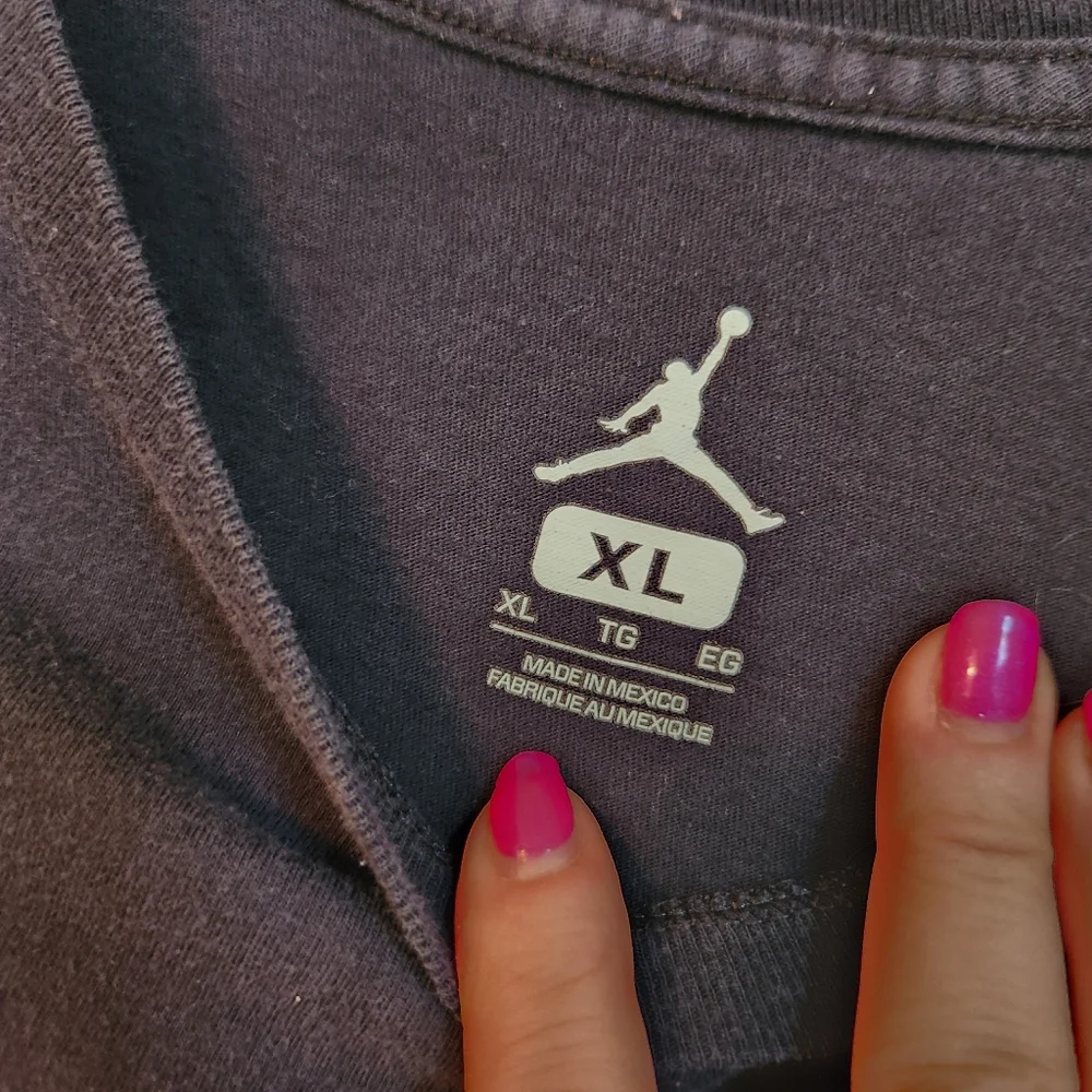 JORDAN Retro Basketball Goat T-Shirt with Rare Goat Design,‎ Size XL